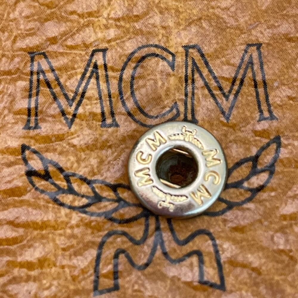 VINTAGE MCM (Michael Cromer Munich) Long Flap Kiss-Lock Wallet EUC - Picture 5 of 12